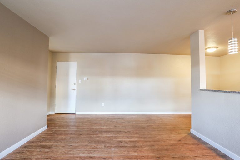 Chill Apartments Cornerstone Apartments